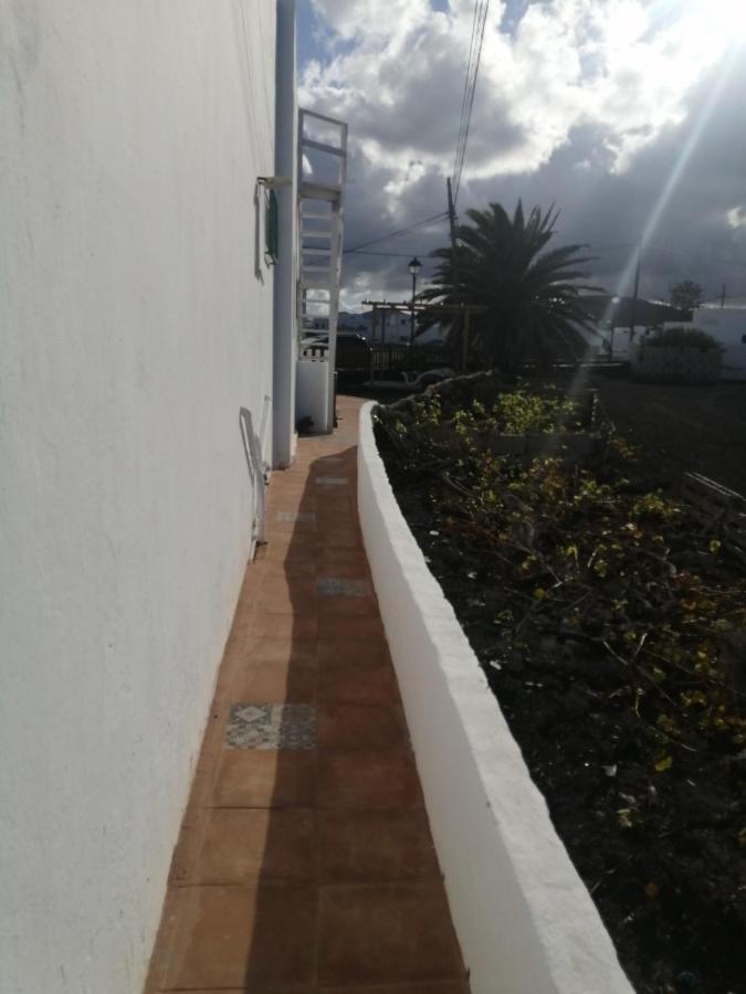 Casa Antonia Reyes, A La Sombra De Famara Apartamento Munique Exterior foto