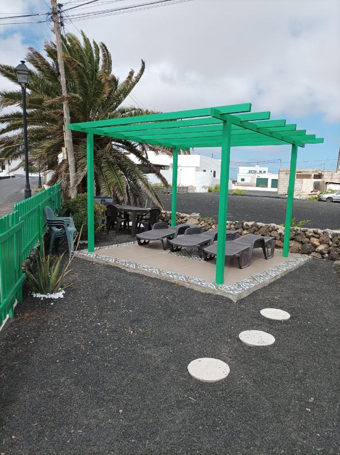 Casa Antonia Reyes, A La Sombra De Famara Apartamento Munique Exterior foto