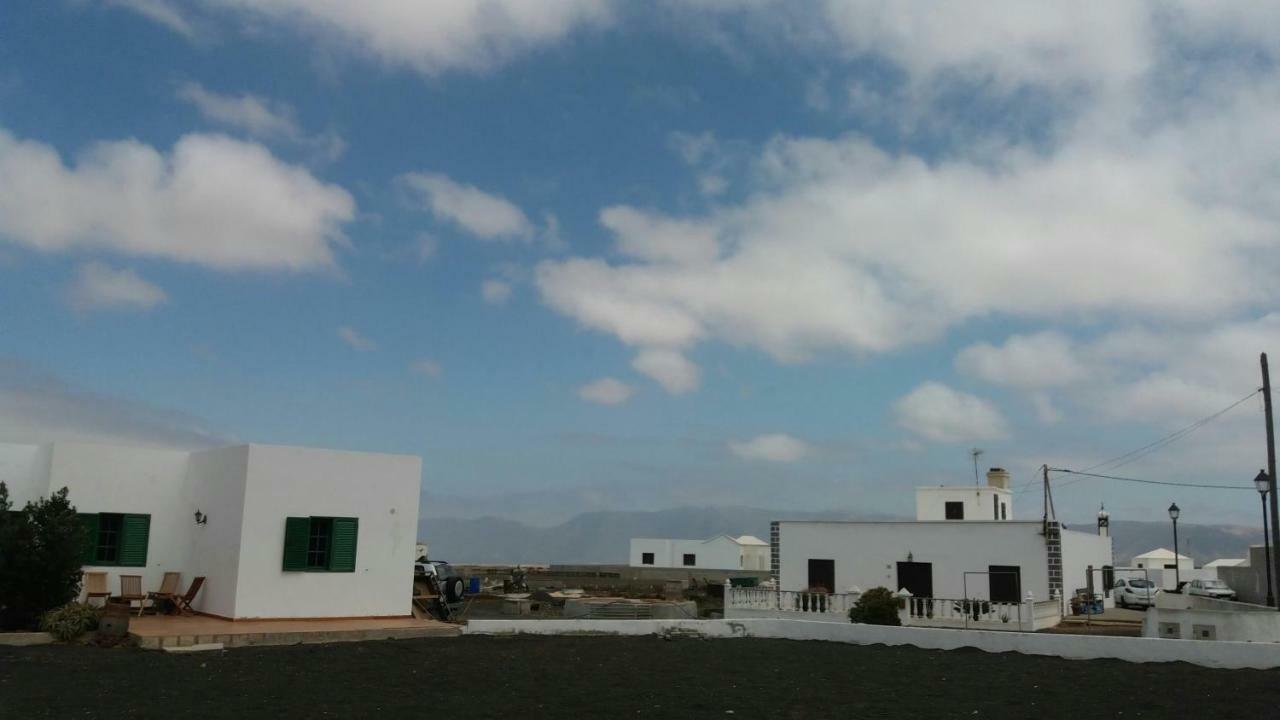 Casa Antonia Reyes, A La Sombra De Famara Apartamento Munique Exterior foto