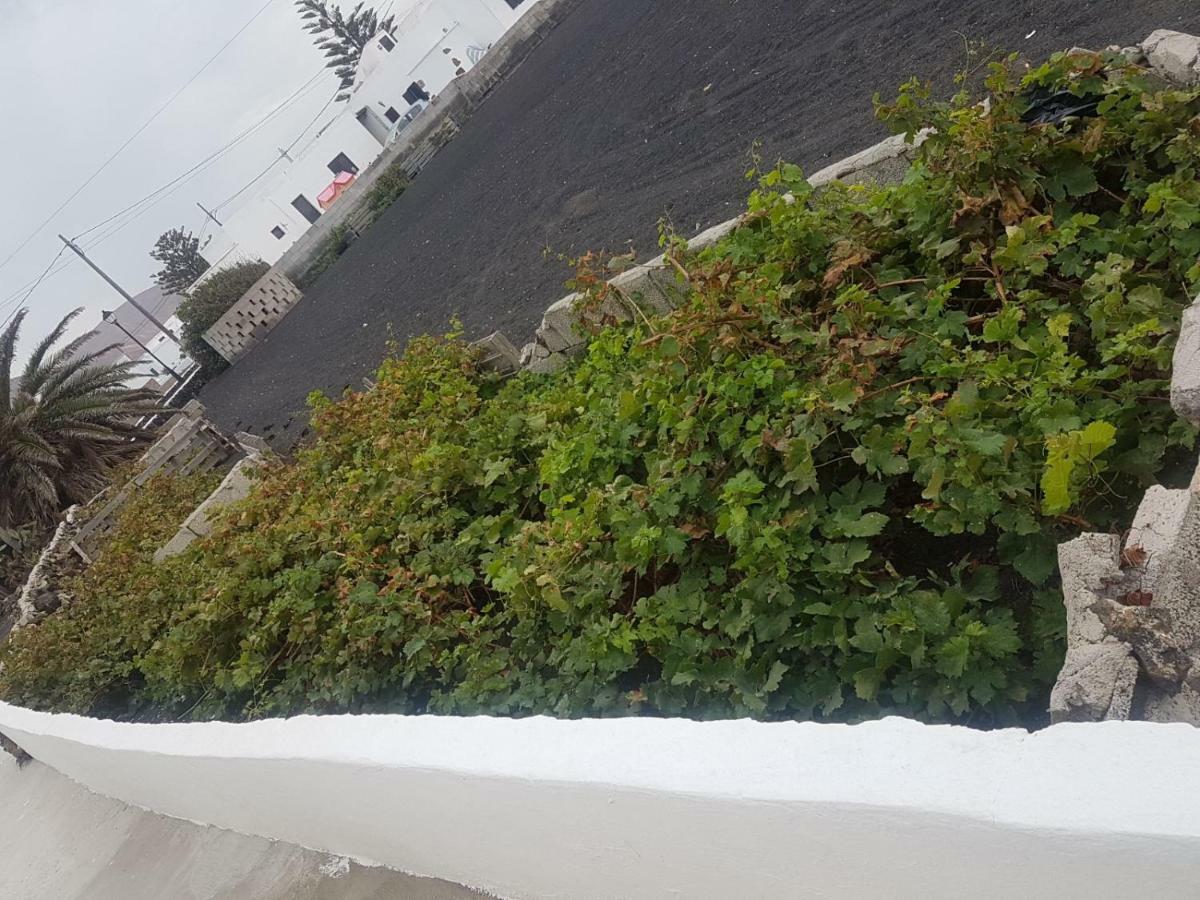 Casa Antonia Reyes, A La Sombra De Famara Apartamento Munique Exterior foto